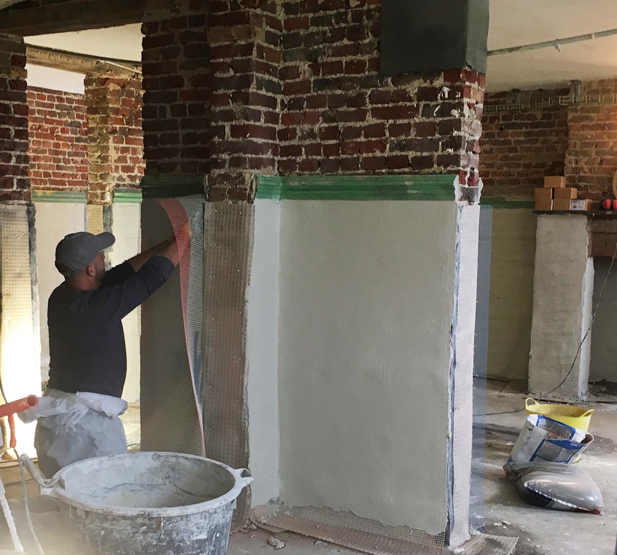 vocht in muur zelf behandelen